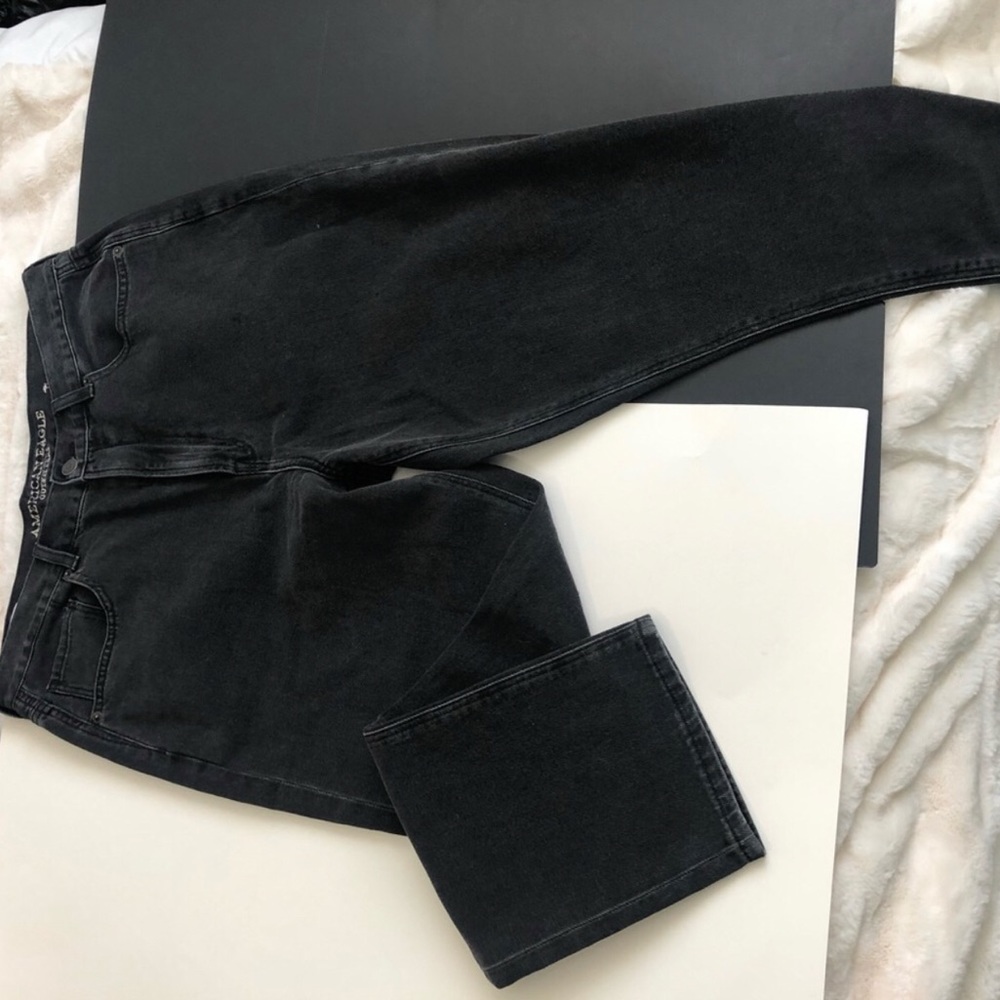 American Eagle Mom Jeans